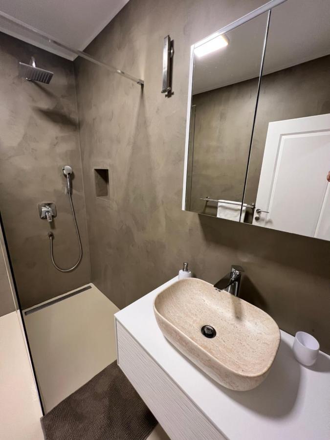 Apartment Valkane *
